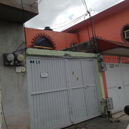 Hostal Makea Pachuca Екстер'єр фото
