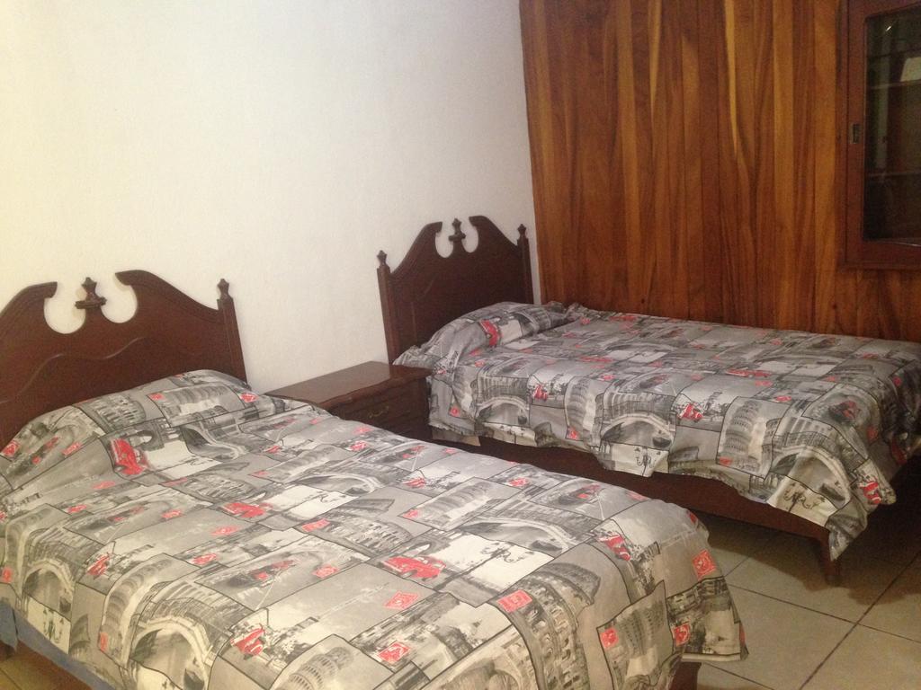 Hostal Makea Pachuca Екстер'єр фото