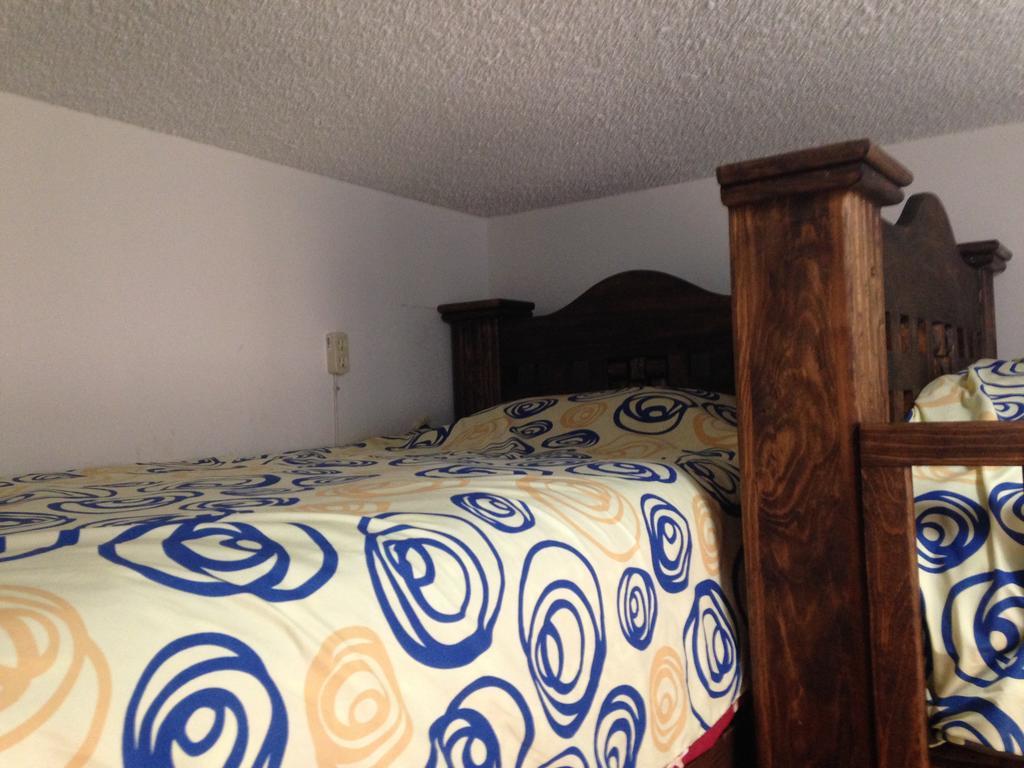 Hostal Makea Pachuca Екстер'єр фото